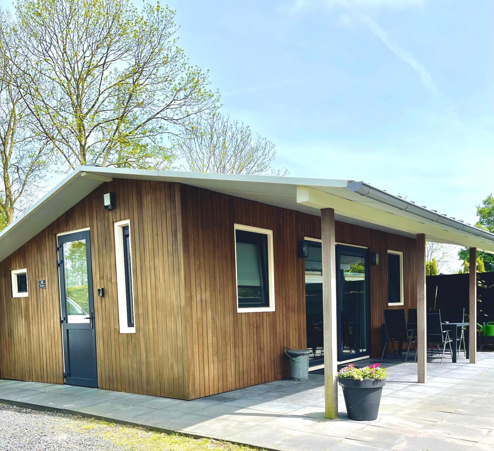 Wad Mooi Chalet Tzummarum